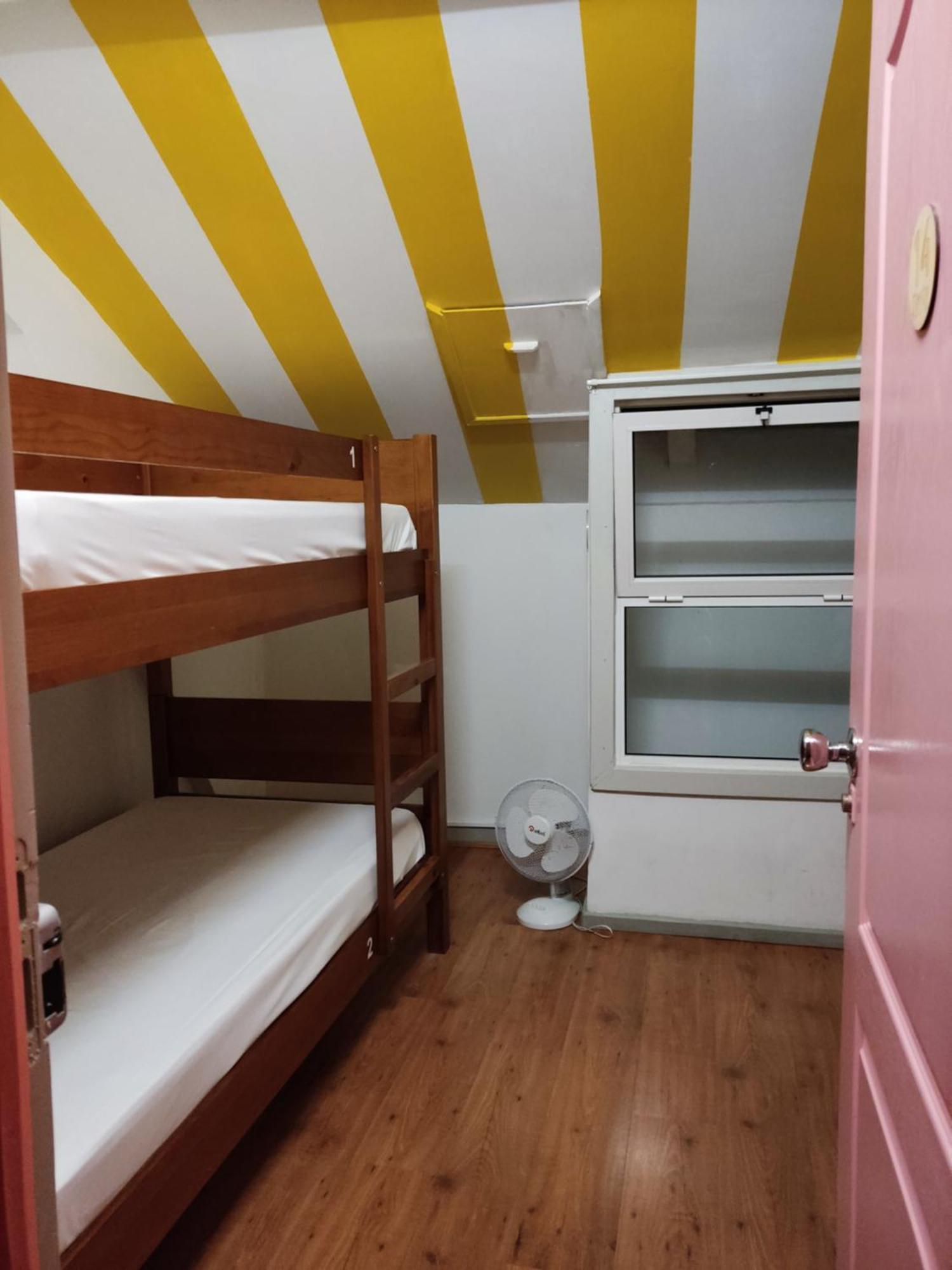 Meeting Hostel 菲盖拉-达福什 外观 照片