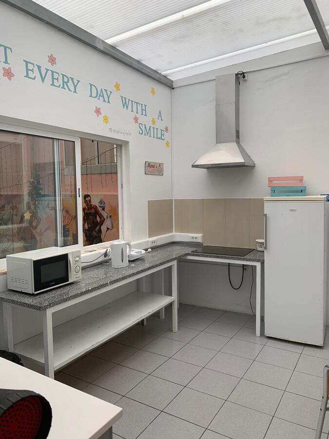 Meeting Hostel 菲盖拉-达福什 外观 照片